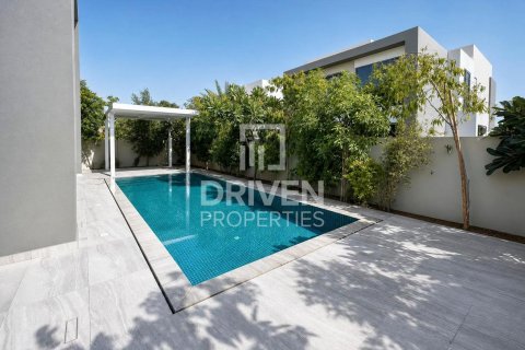 Vila v Dubai Hills Estate, Dubai, SAE 4 spálne, 502.05 m2 č. 762566 - Fotografia 16