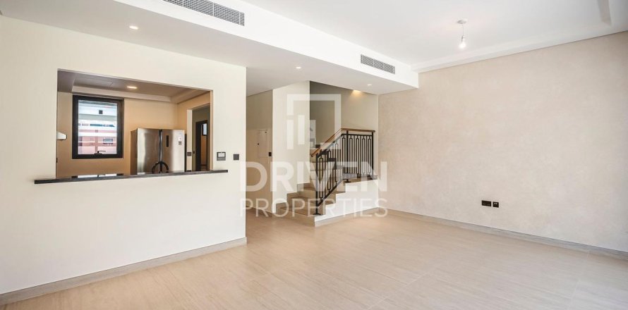 Kaupunkipientalo Damac Lagoons, Dubai, Arabiemiraatit 3 makuuhuonetta, 144 m2 № 745197