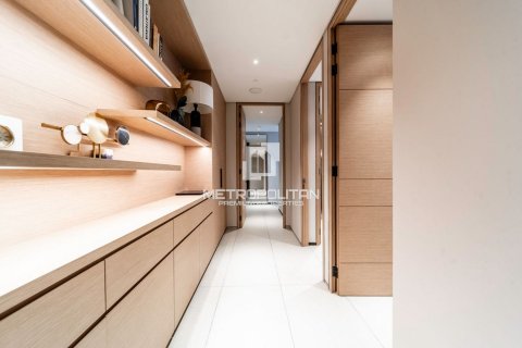 Jumeirah Beach Residence, Dubai, UAE의 임대용 아파트 침실 3개, 179제곱미터 번호 665136 - 사진 25