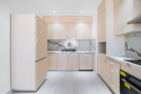 Apartament në Palm Jumeirah, Dubai, Emiratet e Bashkuara Arabe 3 dhoma gjumi, 211 m2. № 665135 - Foto 10