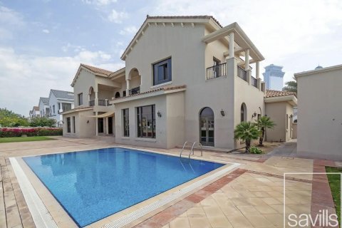 Снять в аренду виллу в Пальма Джумейра, Дубай, ОАЭ 6 спален, 1245.46м2, № 766815 - фото 2