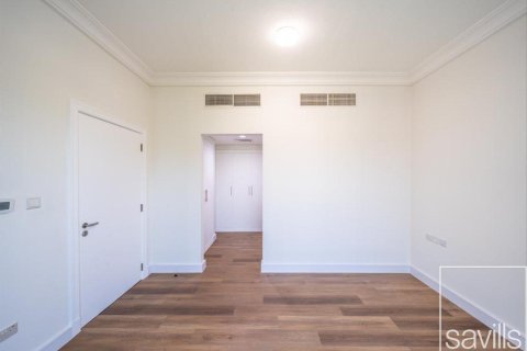 Willa do wynajęcia w Dubai Sports City, Dubai, ZEA 5 sypialnie, 967.4 mkw., nr 766816 - zdjęcie 16