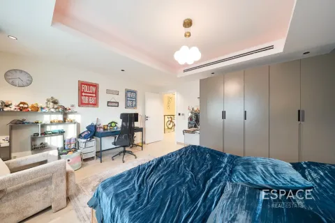 Vila di Meadows, Dubai, UAE 4 bilik tidur, 362 meter persegi № 738112 - foto 9