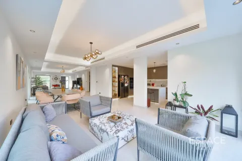 Vila di Meadows, Dubai, UAE 4 bilik tidur, 362 meter persegi № 738112 - foto 5