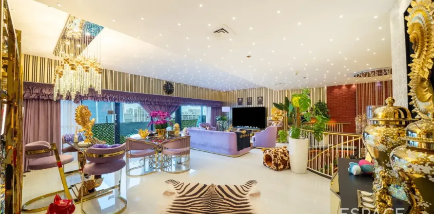 Penthouse lakás itt: Jumeirah Lake Towers, Dubai, EAE, 5 hálószoba, 573 m², azonosító: 738111