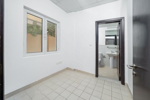 Villa te huur in The Villa, Dubai, VAE 5 slaapkamers, 342.63 vr.m., nr 768794 - foto 16