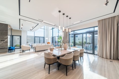 Vilë në Nadd Al Sheba, Dubai, Emiratet e Bashkuara Arabe 6 dhoma gjumi, 930 m2. № 665024 - Foto 3