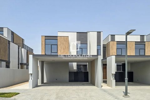 Shtëpi në qytet në Mudon, Dubai, Emiratet e Bashkuara Arabe 4 dhoma gjumi, 254 m2. № 665021