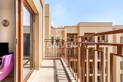 Apartment til salg i Town Square, Dubai, UAE 2 soveværelser, 87.33 kvm № 765226 - foto 15
