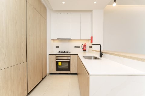 Apartament në Abu Dhabi, Emiratet e Bashkuara Arabe 1 dhomë gjumi, 100.71 m2. № 750651 - Foto 6