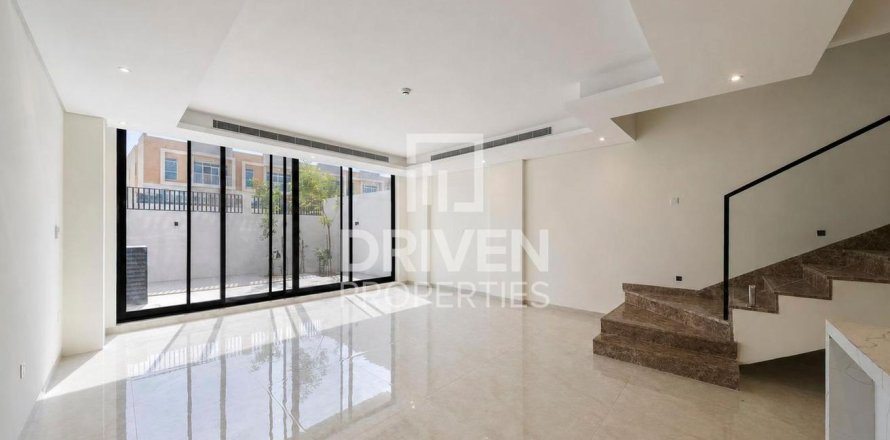 Kuća u nizu u gradu Al Furjan, Dubai, UAE 4 spavaće sobe, 166.2 m2 Br. 768581