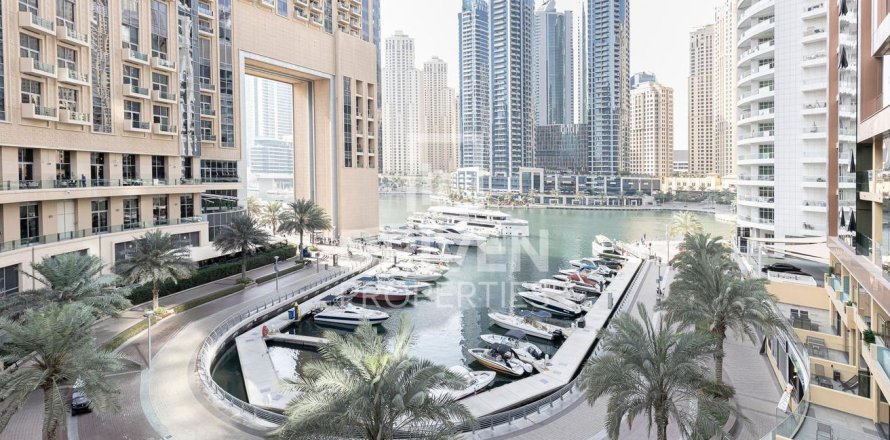 Ático en Dubai Marina, Dubai, EAU 5 dormitorios, 812.9 m² № 768132