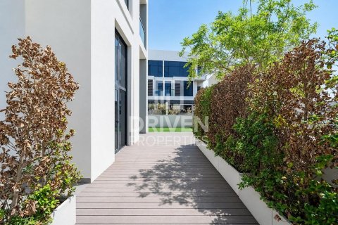 דירה להשכרה ב Jumeirah Village Circle, Dubai, איחוד האמירויות  2 חדרי שינה, 246.38 מ"ר, מספר 768580 - תמונה 18