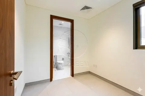 Rijtjeshuis te huur in Abu Dhabi, VAE 2 slaapkamers, 139 vr.m., nr 725706 - foto 7