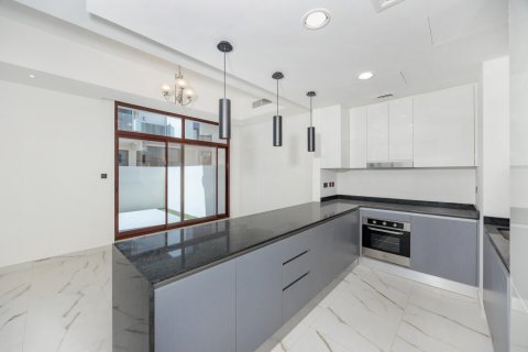 خانه شهری برای اجاره در Mohammed Bin Rashid City، Dubai، امارات متحده عربی 4 خوابه ، 191 متر مربع ، شماره 700402 - تصویر 8