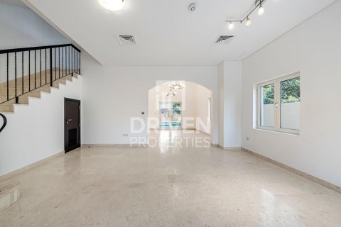 Villa asukohaga The Villa, Dubai, AÜE: 5 magamistoaga, 555.65 m² Nr 767009