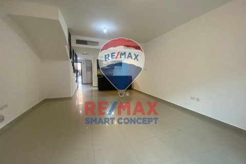 Al Reef, Abu Dhabi, UAE의 임대용 빌라 침실 3개, 174.1제곱미터 번호 515807 - 사진 12