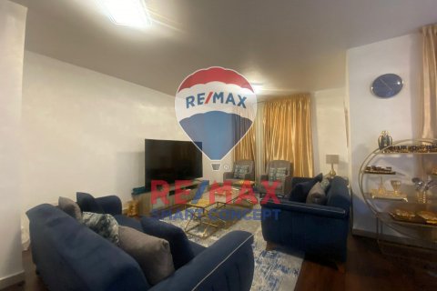 Vila u Al Reef, Abu Dhabi, UAE 5 spavaćih soba, 348.3 m2 Br. 515809 - fotografija 5
