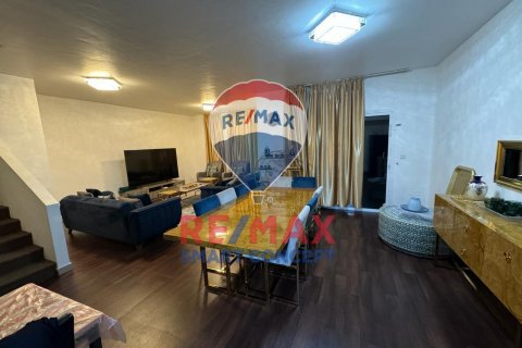 Vila u Al Reef, Abu Dhabi, UAE 5 spavaćih soba, 348.3 m2 Br. 515809 - fotografija 18