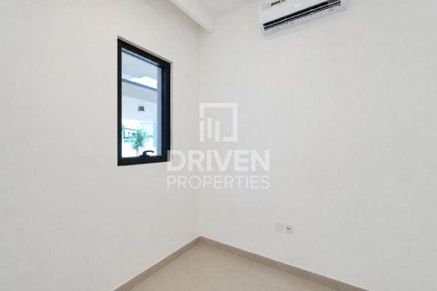Radhus uthyres i Arabian Ranches 3, Dubai, UAE 3 sovrum, 144.84 kvm Nr. 762647 - fotografi 6