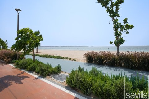 Villa a Jumeirah, Dubai, EAU 4 camere da letto, 350.99 mq. № 747816