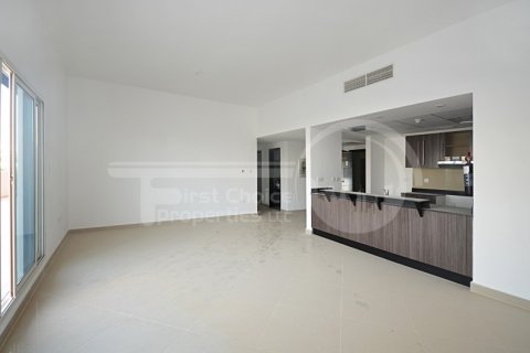 Διαμέρισμα σε Al Reef, Abu Dhabi, ΗΑΕ 3 υπνοδωμάτια, 197 τ.μ. Αρ. 731379 - φωτογραφία 5