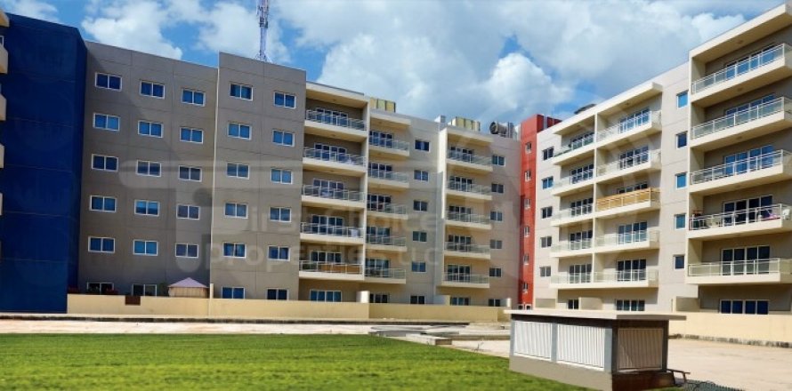 Appartamento a Al Reef, Abu Dhabi, EAU 2 camere da letto, 114 mq. № 731127