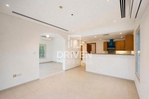 Villa sa Jumeirah Village Circle, Dubai, UAE 2 silid-tulugan, 767.01 sq.m. № 766969 - larawan 3