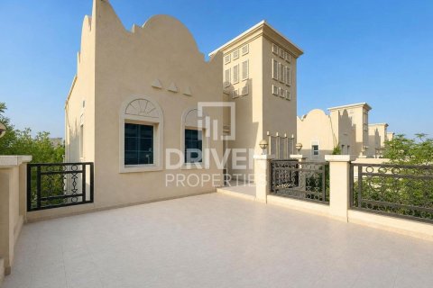 Villa sa Jumeirah Village Circle, Dubai, UAE 2 silid-tulugan, 767.01 sq.m. № 766969 - larawan 27