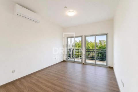 Villa sa Jumeirah Village Circle, Dubai, UAE 2 silid-tulugan, 767.01 sq.m. № 766969 - larawan 8