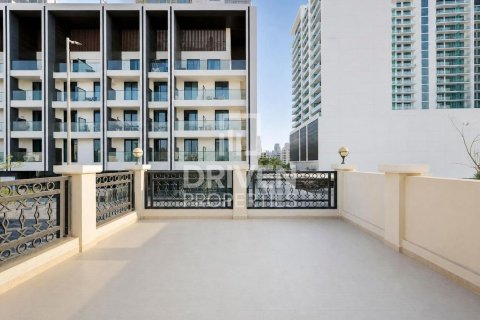 Villa sa Jumeirah Village Circle, Dubai, UAE 2 silid-tulugan, 767.01 sq.m. № 766969 - larawan 25