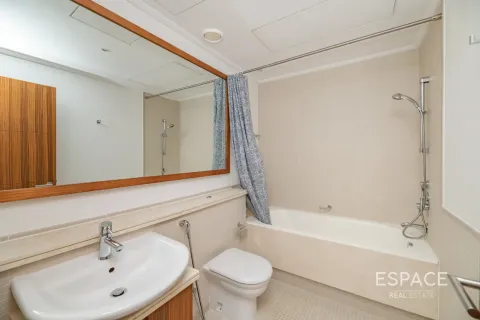 Apartment in Dubai Marina, UAE 2 bedrooms, 139 sq.m. № 661194 - photo 11