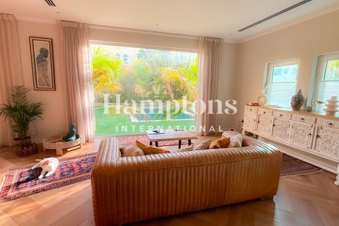 Vila u gradu Jumeirah Park, Dubai, UAE 3 spavaće sobe, 510.03747000 m2 Br. 714592 - Slika 8