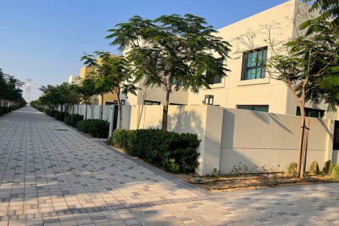 Vila u gradu Sharjah, UAE 3 spavaće sobe, 214 m2 Br. 689831 - Slika 10