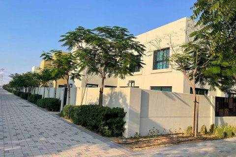 Vila u gradu Sharjah, UAE 3 spavaće sobe, 214 m2 Br. 689831 - Slika 6