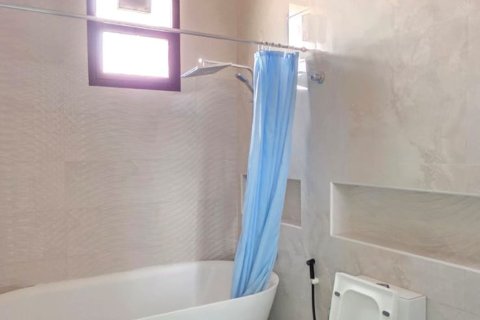 Vila v Khuzam, Ras Al Khaimah, SAE 4 ložnice, 465 m² Č.: 734809 - fotografie 14