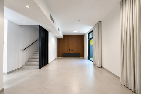 Vila v Tilal City, Sharjah, SAE 4 spálne, 387.96 m2 č. 748813 - Fotografia 5