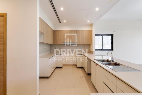Vila v Dubai Hills Estate, Dubai, SAE 5 spální, 560.11 m2 č. 767556 - Fotografia 8