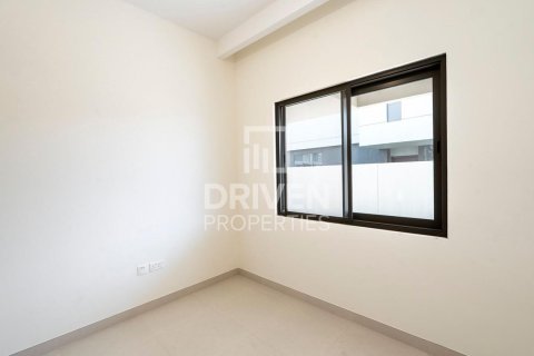 Vila di Dubai South (Dubai World Central), Dubai, UEA 4 kamar tidur, 330.73 m2 nomor 765110 - foto 6