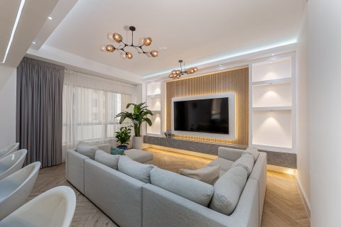 Jumeirah Beach Residence, Dubai, संयुक्त अरब अमीरात में अपार्टमेंट, 2 बेडरूम, 119.48 वर्ग मीटर, संख्या 749493 - फ़ोटो 2