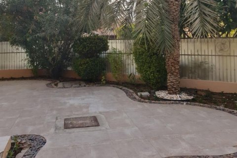 Вилла The Villa, Дубай, БАӘ-да 5 жатын бөлмелер, 647.26 м² № 749498 - фото 9