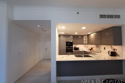 Apartament de închiriat în The Views, Dubai, EAU 2 dormitoare, 135.5 mp.  №265565 - poză 21