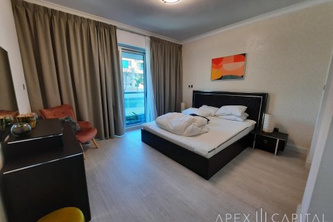 Apartament de închiriat în The Views, Dubai, EAU 2 dormitoare, 135.5 mp.  №265565 - poză 16
