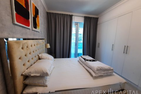 Apartament de închiriat în The Views, Dubai, EAU 2 dormitoare, 135.5 mp.  №265565 - poză 13
