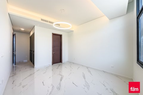 Vila v Al Furjan, Dubai, SAE 5 spální, 489.9 m2 č. 726369 - Fotografia 3