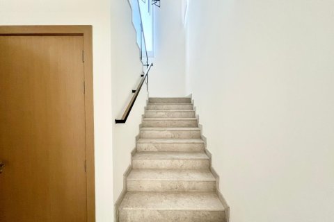 Al Furjan, Dubai, BAE’de kiralık villa 4 yatak odası, 426.13 m&sup2; No 750872 - fotoğraf 12