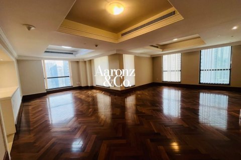 Penthouse v Jumeirah Beach Residence, Dubai, SAE 5 spální, 293 m2 č. 738754 - Fotografia 3