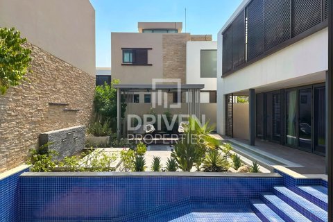 Villa à vendre à  Mohammed Bin Rashid City, Dubai, EAU 4 chambres, 559.09 m2 № 765254 - photo 2