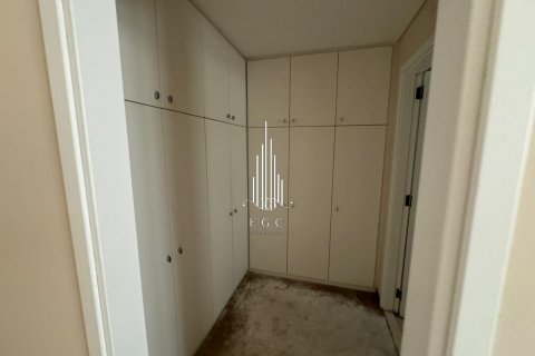 Üürile anda villa asukohaga Khalifa City, Abu Dhabi, AÜE: 4 magamistoaga, 679.6 m² Nr 517682 - pilt 8