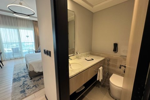 Пәтер Дубай, БАӘ-да 1 жатын бөлме, 32.96 м² № 731577 - фото 8